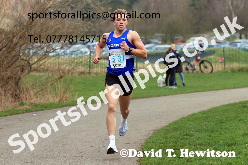 Senior and Veteran Men in the 2024 NECAA Road Relays Champs., Hetton Lyons Country Park, Hetton le Hole, County Durham. Photo: David T. Hewitson/Sports for All Pics